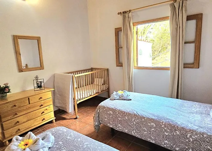 シャレー Ramon Agulo